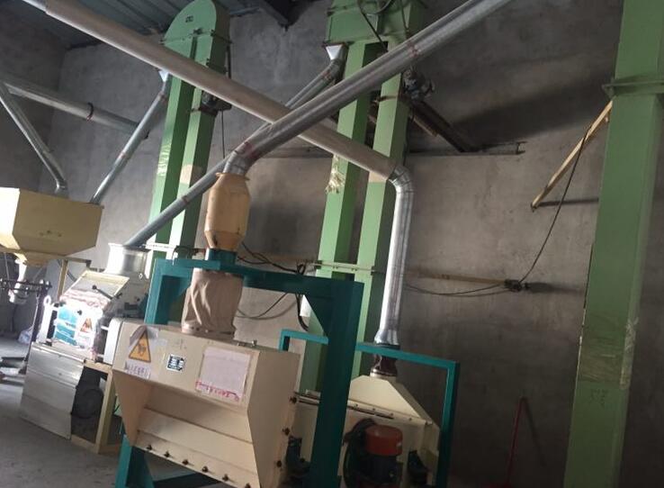 選購釀酒設(shè)備要選大廠家